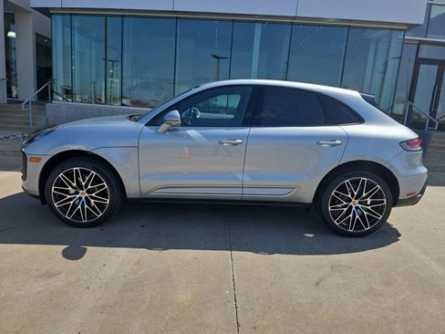 New 2026 Porsche Macan AWD/4WD image 2