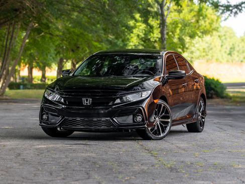 Used 2021 Honda Civic Sport image 2