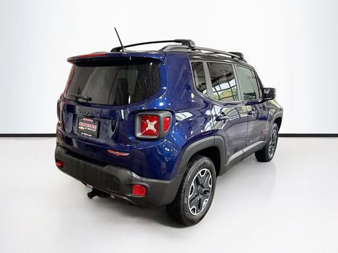 Used 2016 Jeep Renegade Trailhawk AWD/4WD image 6
