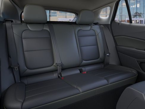 New 2026 Chevrolet Trax ACTIV w/ Driver Confidence Package FWD image 17