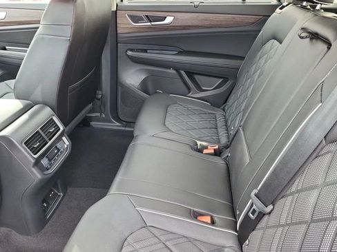 New 2026 Volkswagen Atlas SEL Premium R-Line AWD/4WD image 13