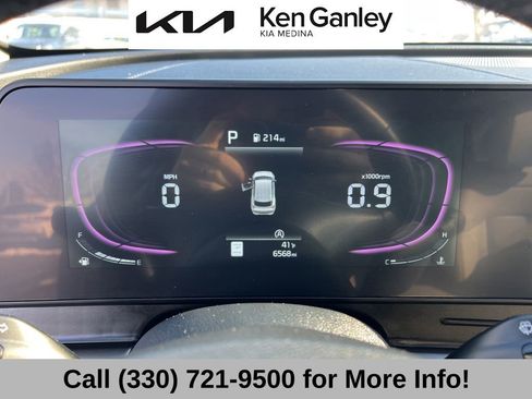 Certified 2025 Kia Sportage EX image 33