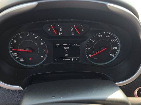 Used 2024 Chevrolet Malibu LT FWD image 9
