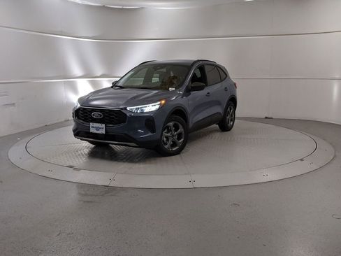 New 2026 Ford Escape ST-Line w/ Tech Pack #1 AWD/4WD image 6