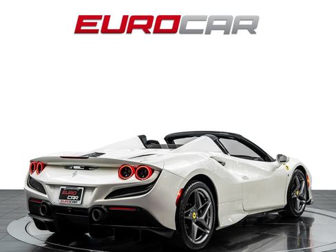 Used 2023 Ferrari F8 Tributo RWD image 6