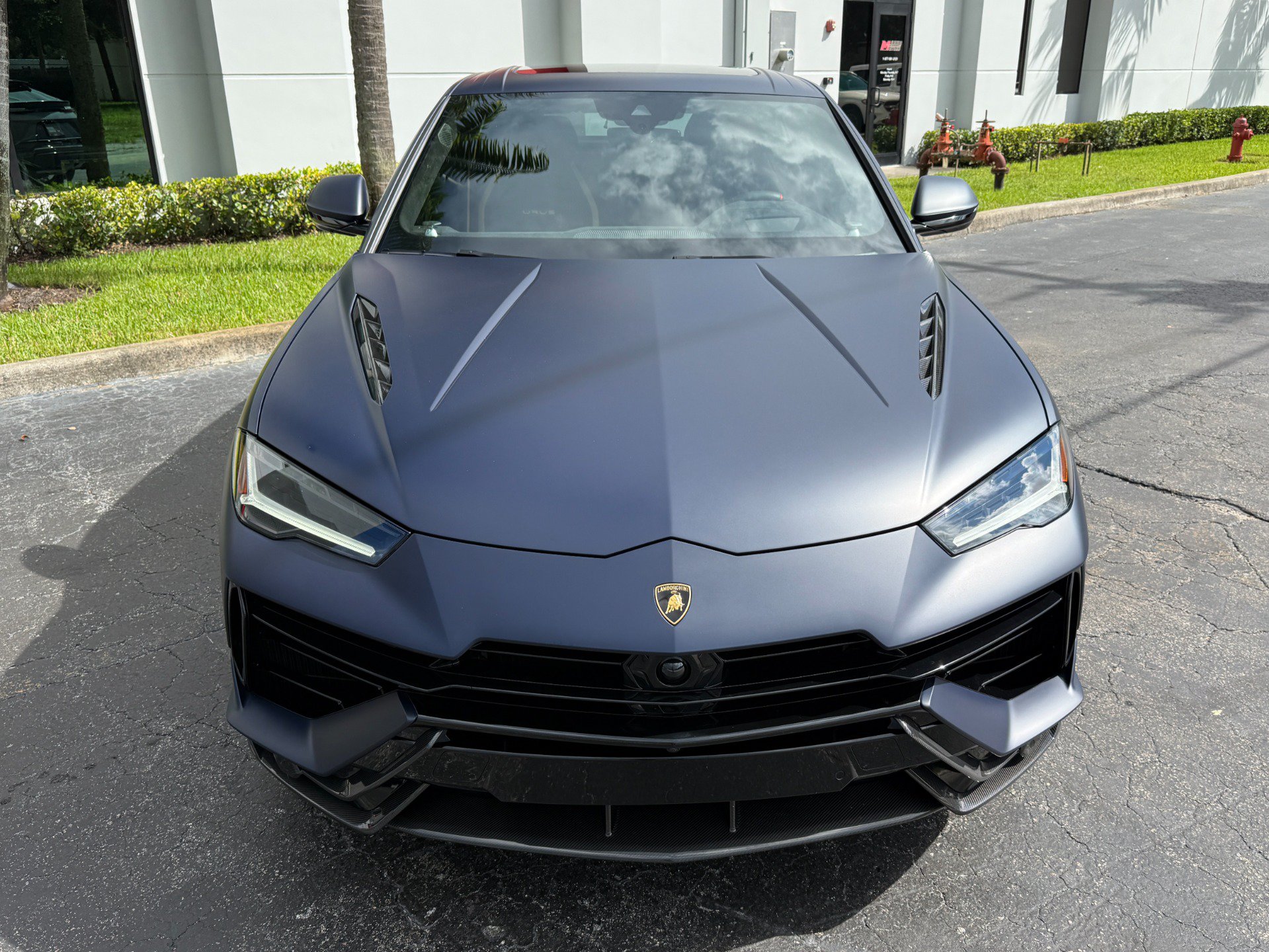 Used 2024 Lamborghini Urus Performante AWD/4WD image 9