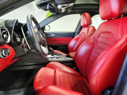 Used 2020 Alfa Romeo Giulia Ti Sport w/ Quick Order Package 22S Sport image 11