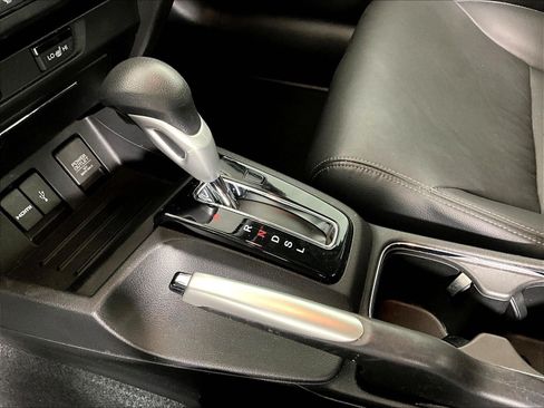 Used 2015 Honda Civic EX-L image 18
