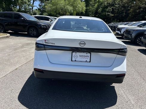 New 2026 Nissan Sentra SV w/ SV Convenience Package FWD image 6