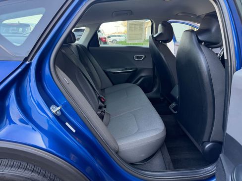 Used 2025 Kia K4 LXS image 27