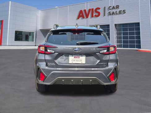 Used 2025 Subaru Crosstrek 2.5i Premium AWD/4WD image 7