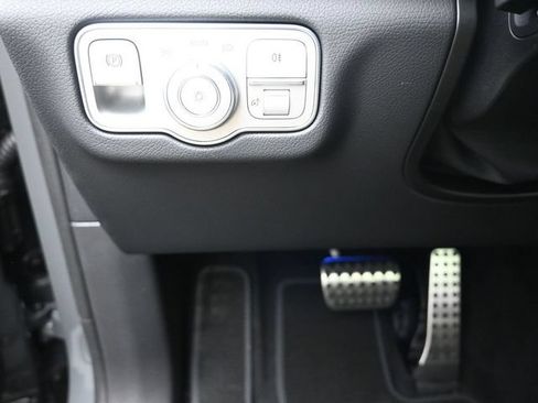 Used 2026 Mercedes-Benz GLS 450 4MATIC image 16