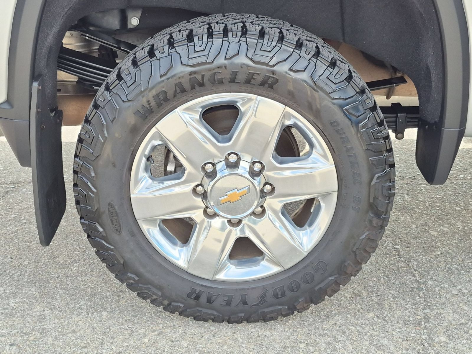 Used 2023 Chevrolet Silverado 3500 LTZ w/ LTZ Plus Package AWD/4WD image 9