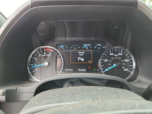 Used 2022 Ford F250 Lariat w/ Black Appearance Package AWD/4WD image 9