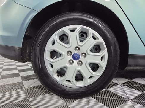 Used 2012 Ford Focus SE FWD image 10