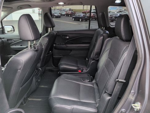 Used 2017 Honda Pilot Elite image 26