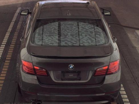 Used 2012 BMW 528i Sedan image 5