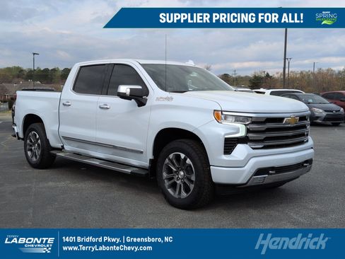 New 2026 Chevrolet Silverado 1500 High Country w/ Technology Package AWD/4WD image 1