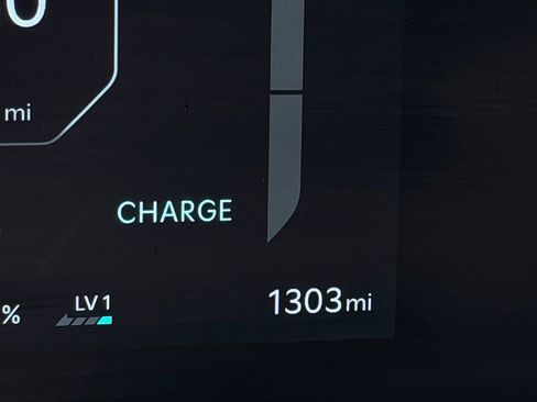 Used 2025 Kia EV6 Light w/ Light LR Technology Package image 15