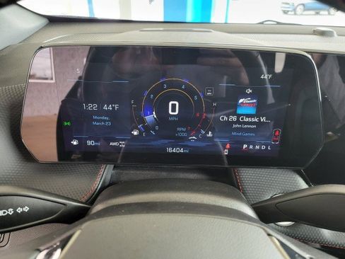 Used 2026 Chevrolet Equinox RS w/ Convenience Package III image 6