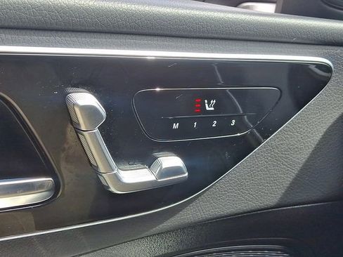 Used 2025 Mercedes-Benz C 300 4MATIC Sedan image 28