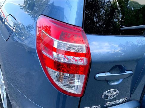 Used 2010 Toyota RAV4 4WD w/ Base L4 Extra Value Pkg image 26
