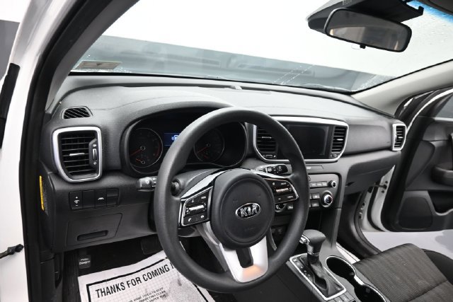 Used 2020 Kia Sportage LX AWD/4WD image 13