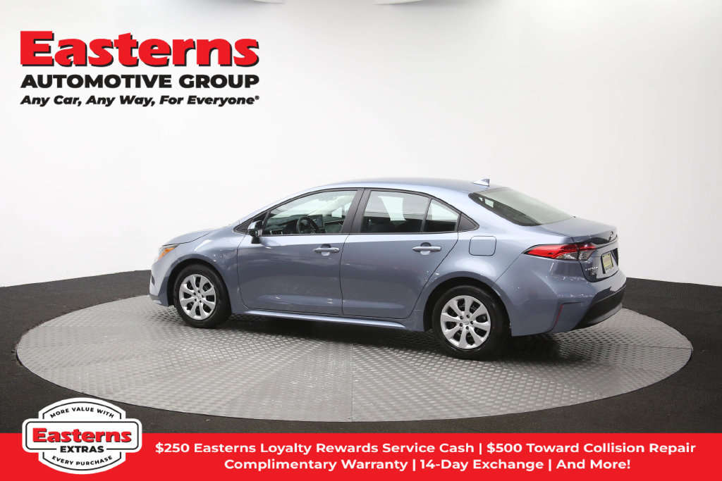 Used 2025 Toyota Corolla LE FWD image 63