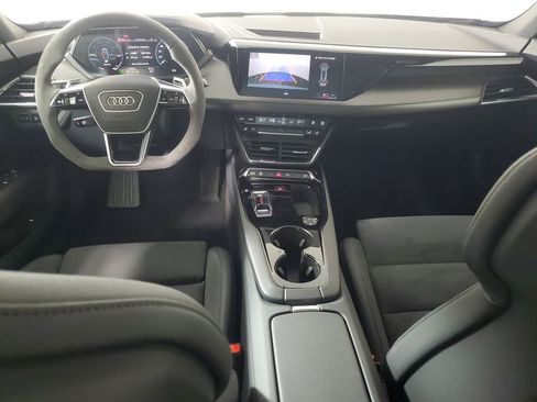 Used 2022 Audi e-tron GT Premium Plus image 14