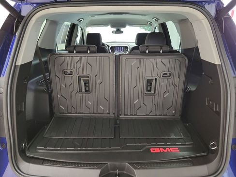 Certified 2023 GMC Acadia SLE w/ Driver Convenience Package FWD image 19