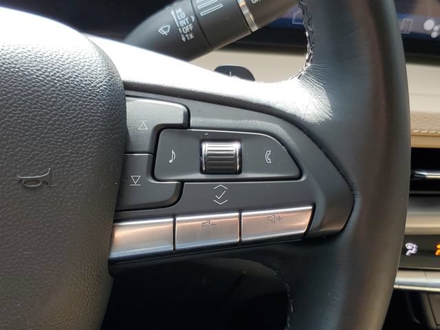 Certified 2024 Cadillac XT4 Luxury FWD image 24