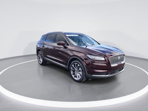 Used 2022 Lincoln Nautilus Reserve w/ Equipment Group 201A image 2