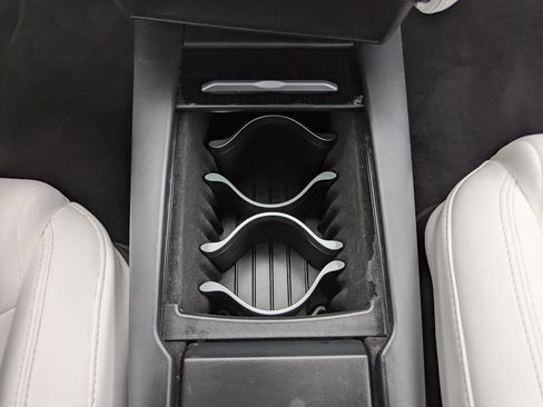 Used 2020 Tesla Model X Long Range AWD/4WD image 25
