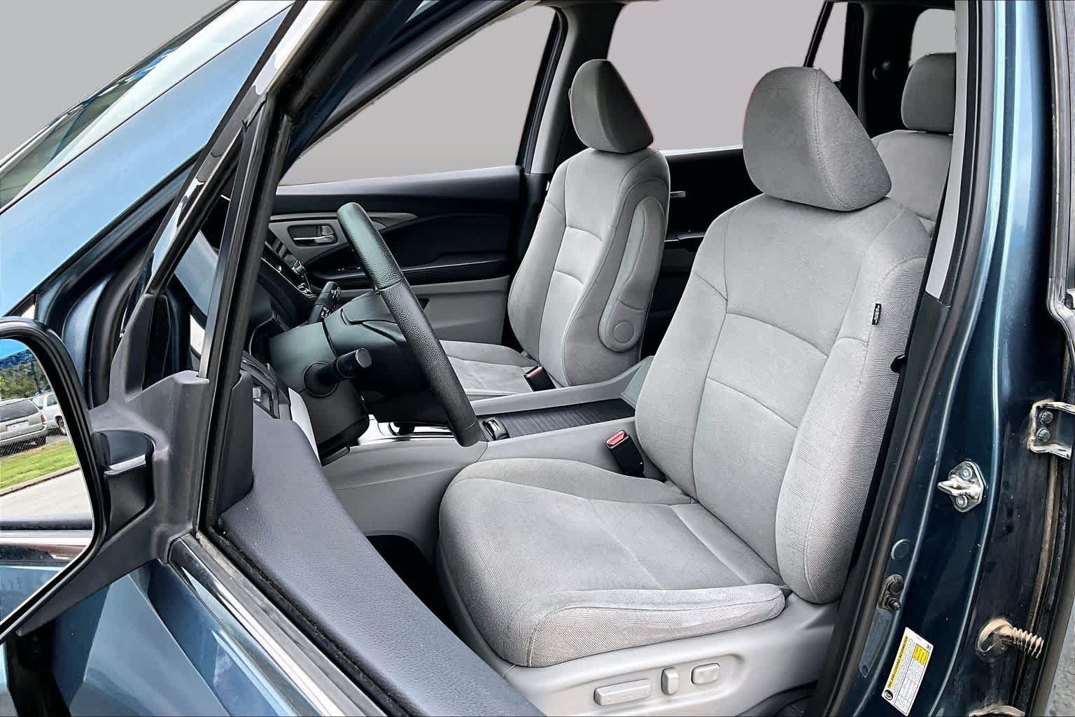 Used 2019 Honda Pilot EX image 8