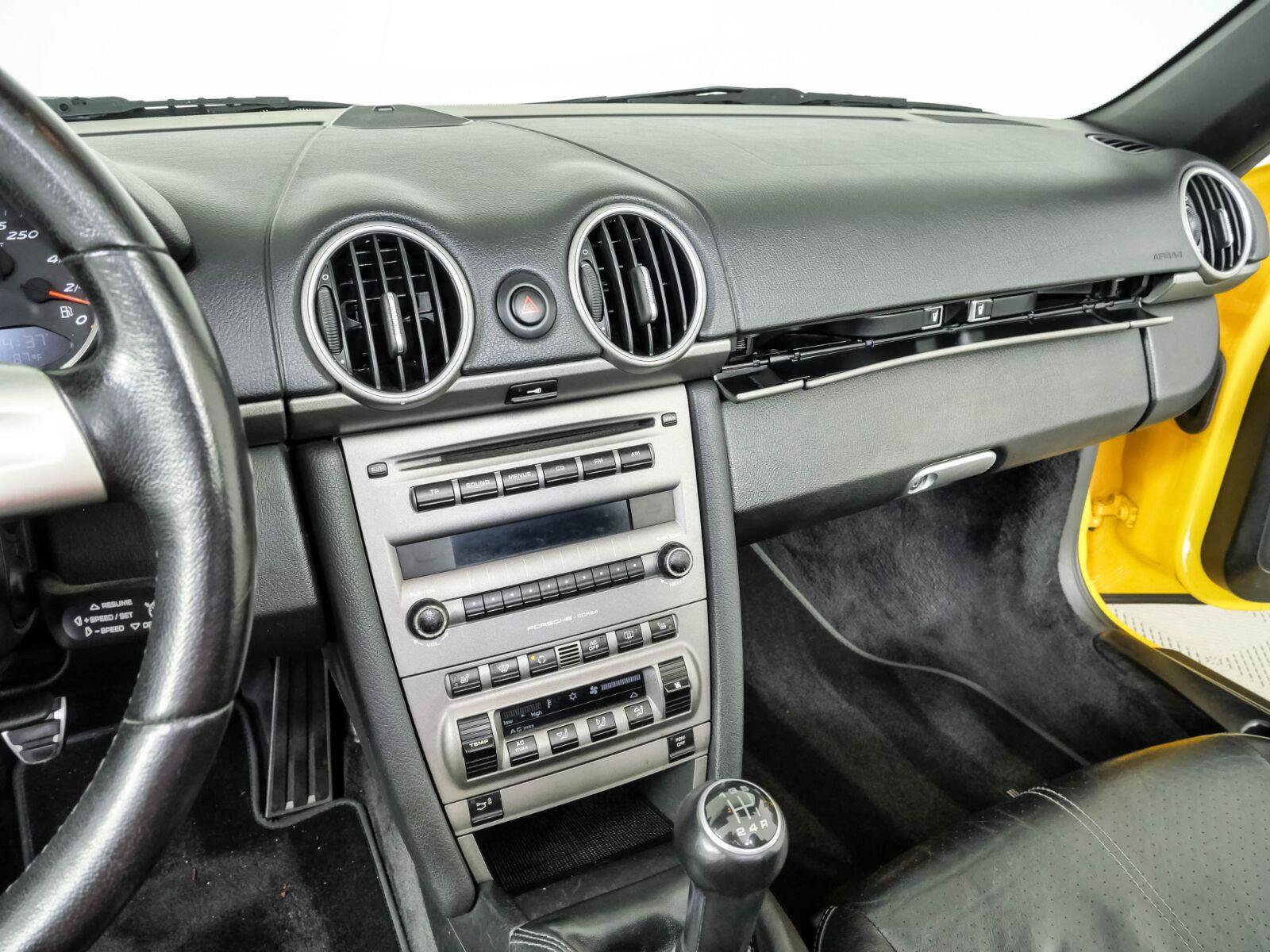 Used 2005 Porsche Boxster RWD image 11