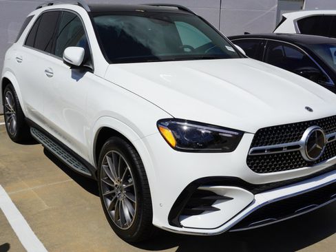 Used 2026 Mercedes-Benz GLE 450 4MATIC image 2