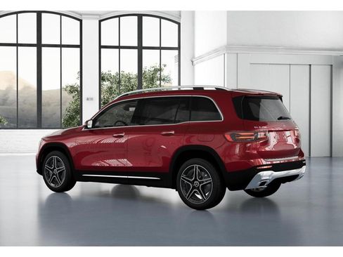 New 2026 Mercedes-Benz GLB 250 4MATIC image 30