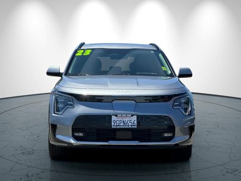 Used 2023 Kia Niro Wave FWD image 9