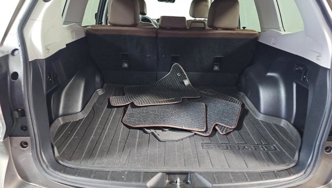Used 2018 Subaru Forester 2.5i Touring AWD/4WD image 15