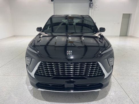 Used 2025 Buick Enclave Avenir w/ Super Cruise Package image 8