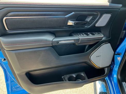 New 2026 RAM 1500 Laramie AWD/4WD image 11