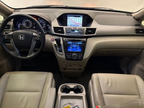 Used 2016 Honda Odyssey Touring image 13
