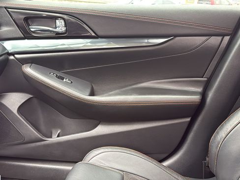 Used 2019 Nissan Maxima SR w/ Premium Package FWD image 19