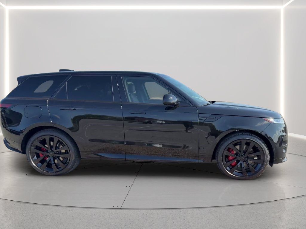 New 2027 Land Rover Range Rover Sport Dynamic SE AWD/4WD image 4