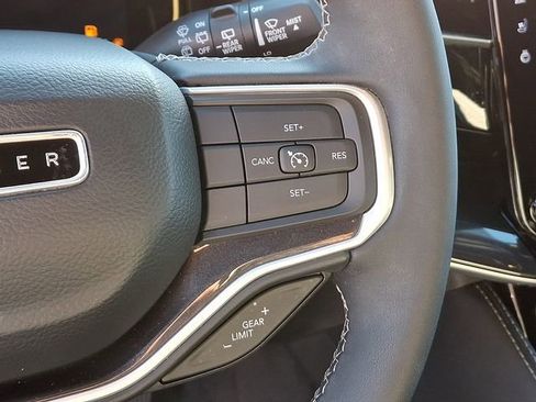 Used 2022 Jeep Wagoneer Series I image 26