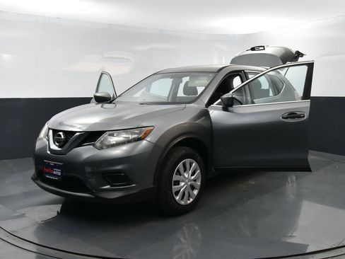 Used 2016 Nissan Rogue S image 35