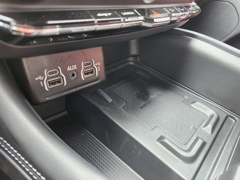 Used 2024 Dodge Durango SRT AWD/4WD image 12