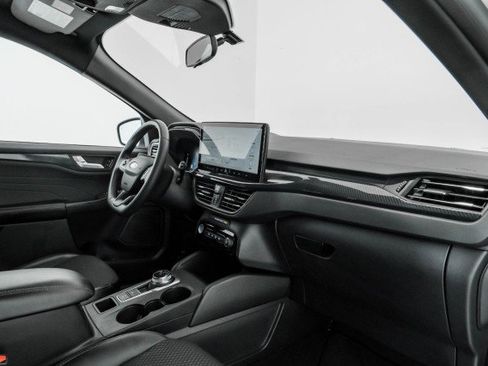 Used 2024 Ford Escape ST-Line w/ Tech Pack #1 image 10