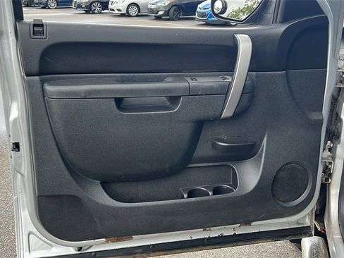 Used 2012 Chevrolet Silverado 1500 LT image 10