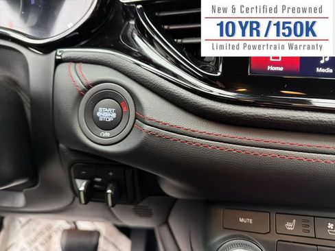 Used 2024 Dodge Durango GT image 24